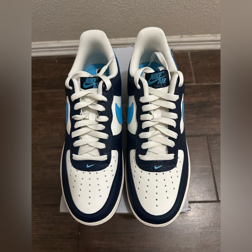 Men’s Air Force One brand new size 9. Never worn inbox.